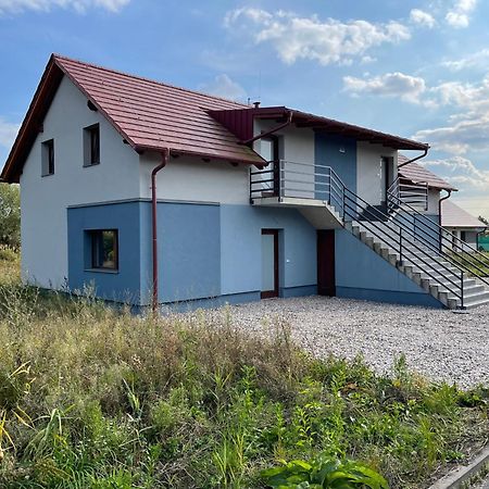 Lake View Apartments Near Golf Resort Kuneticka Hora, Dritec Pardubice Bilik gambar