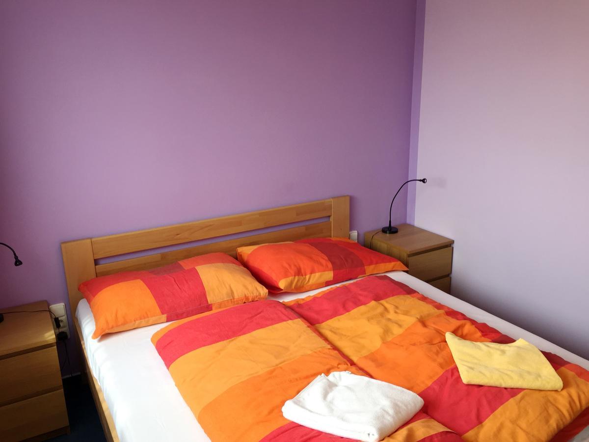 Lake View Apartments Near Golf Resort Kuneticka Hora, Dritec Pardubice Luaran gambar