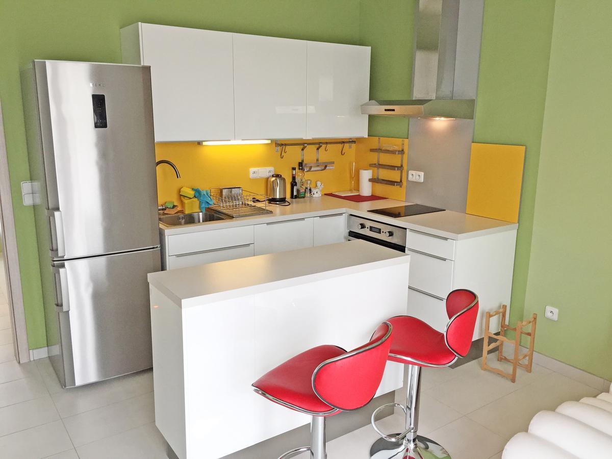Lake View Apartments Near Golf Resort Kuneticka Hora, Dritec Pardubice Luaran gambar