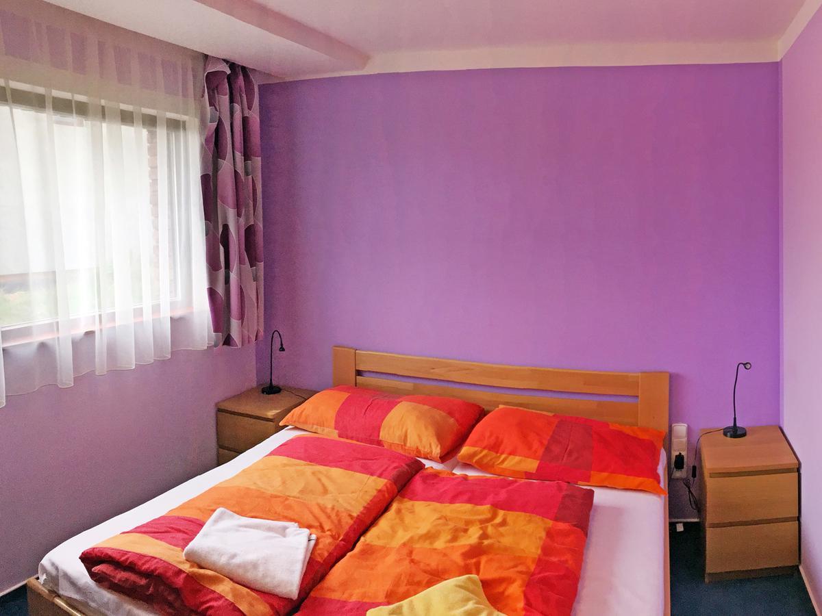 Lake View Apartments Near Golf Resort Kuneticka Hora, Dritec Pardubice Luaran gambar